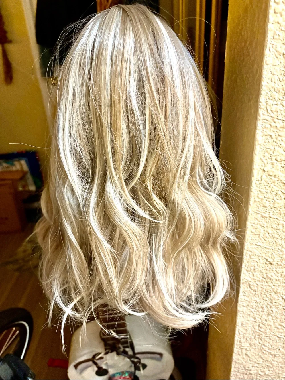 Blonde Highlight Wavy Women’s Wig - Natural Light Blonde lace from